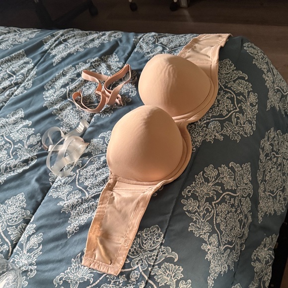Wacoal Light Peach Bra - Picture 1 of 3